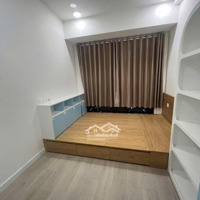 Bán Căn Hộ Antonia 3 Phòng Ngủđầy Đủ Nội Thất, Ô Xe Hầm Vị Trí Trung Tâm Chỉ 9,8 Tỷ. Lh Lan 0906743166