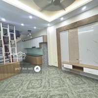 Trung Tâm Thạch Bàn - 1 Nhà Ra Phố - Ô Tô Đỗ Cổng - Sân Để Xe Riêng