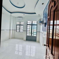Quận 6 - Nhà Phạm Văn Chí, Phường 8, Nhà Lô 3 Tầng Diện Tích Vuông Vức, Hẻm Xe Hơi Tới Cửa, Hẻm Đẹp