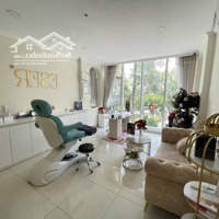 Nhà Đường Hai Bà Trưng 60M2 X 5 Tầng,Mặt Tiền4.5M, Kinh Doanh Đỉnh, Đường 2 Chiều, Vỉa Hè, Chỉ 38 Tỷ