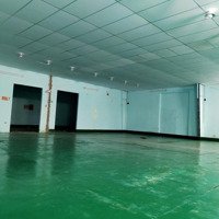 Cho Thuê Kho Cạnh Đầm Sen - Diện Tích Kho 300M2 - Giá Bán 25 Triệu/ Tháng
