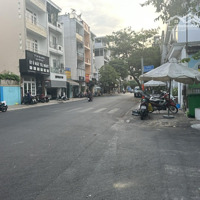 Nhà Mặt Tiền Trần Hưng Đạo, 4Mx16M, 1 Trệt 2 Lầu Sân Thượng