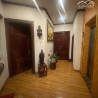 Bán Biệt Thự Siêu Đẹp, Khu Dân Cư Cao Ở Cực Sướng, Nhà 2 Mặt Tiền Giá Bán 33Tỷ