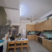 Bán Nhà Phố Chùa Láng 50M2, Lô Góc 2 Mặt Ngõ, 4 Tầng, Ngõ Thông, Đầu Tư Tốt, Hơn 9 Tỷ