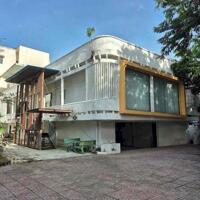 Cho thuê nhà đường Phạm Viết Chánh, P19, Bình Thạnh. Trệt, lầu, sân vườn, DT600m2 chỉ 60tr