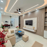 Bán Nhà Đẹp Gần Phố Trương Định,Diện Tíchkhủng 60M2 Giá Chỉ Nhỉnh 9 Tỷ. Thiết Kế 4T* 4 Phòng Ngủfull Tiện Ích.
