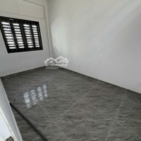 Cho Thuê Nhà Hẻm Xe Hơi Hoàng Việt_Tân Bình_Dt 4X17M, 1 Trệt 2 Lầu, Giá 25 Triệu/Th