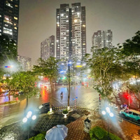 Bán Căn Hộ 3 Phòng Ngủ- 152.5M2 Tòa 17T2 Ban Công Đông Nam, Giá 55 Triệu/M2 Bao Phí. Liên Hệ: 0986787283