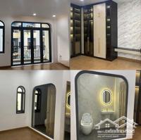 Bán Nhà Riêng Tại Hoàng Văn Thụ, 16,5 Tỷ, 64M2, Giá Ưu Đãi Bao Đẹp