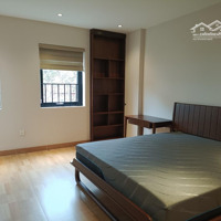Chính Chủ Cho Thuê Căn Hộ 1 Phòng Ngủ Riêng Biệt 50M2 Phố Ngọc Lâm Giá Bán 8 Triệu: Liên Hệ: 0916393862