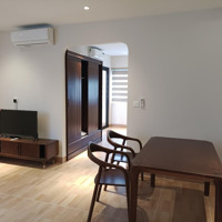 Chính Chủ Cho Thuê Căn Hộ 1 Phòng Ngủ Riêng Biệt 50M2 Phố Ngọc Lâm Giá Bán 8 Triệu: Liên Hệ: 0916393862