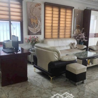 Cho Thuê Nhà Mặt Phố Bạch Đằng, Giá Siêu Hời 45 Triệu, 70M2