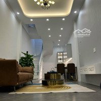 Cho Thuê Nhà Ngõ 133 Phố Hoa Bằngdiện Tích55M2X5T Ô Tô Đã Cửa, Vp, Cty