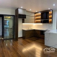 Bán Nhà Phạm Văn Đồng, 36M2, Phân Lô, Ô Tô, Nội Thất Chủ Tặng, Nhỉnh 5Tỷ