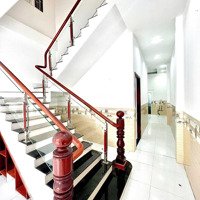 Cho Thuê Nhà Lầu Diện Tích Rộng Lộ Oto Tới Nhà Có 3 P Ngủ Ở Gia Đình Nhóm Sinh Viên , Kd Tại Nhà