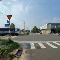 Cần bán gấp giá sốc 2 lô đất liền kề mặt tiền đường D7 thị trấn Lai Uyên Bàu Bàng, DT 300m2 thổ cư 100%, giá nhỉnh 1.2 tỷ/lô.