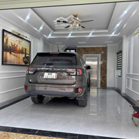 Bán Nhà Hơn 7 Tỷ Có Gara Ô Tô+Thang Máy Phố Thạch Bàn (Lb) 40M2 X 6 Tầng Có Vỉa Hè