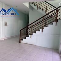 Cho thuê nhà xưởng 2.600m2, KCN Biên Hòa Đồng Nai giá 5,5 usd/m2/tháng