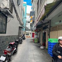 Bán Nhà Hẻm B70 Xóm Chiếu.p18.Q4, Diện Tích: 40M,Giá:2Tỷ