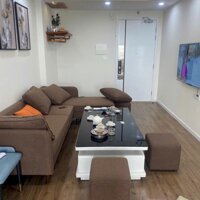 Cho thuê căn hộ tại AQH thượng thanh 65m2 2pn+2vs giá 9tr