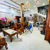 Nhàmặt Tiềnlý Thường Kiệt . Ngang 6M. Hạ 500 Triệuiu. Liên Hệ: 0909.290.286