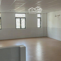 Văn Phòng Cho Thuê: 3 Sàn 100M2/Sàn ( Gồm 2-3 Phòng Lớn, Mới, Có Hầm Để Xe)