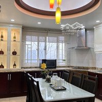 Cần Bán Gấp Căn Hộ Chung Cư Ngõ 130 Đốc Ngữ, Ba Đình, Hà Nội 3 Phòng Ngủ Giá Hơn 6 Tỷ