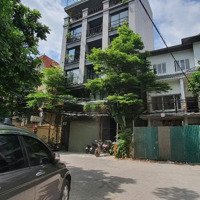 Bán Toà Nhà 7 Tầng Mặt Hồ Tây. Mặt Tiền 11M, Nở Hậu, View Trực Diện Hồ. Giá 500 Triệu/M2