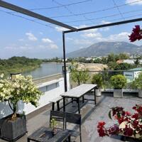 View cỡ này không mua tiếc quá ạ. Bán nhà Vĩnh Thạnh Nha Trang. Nhà xây dựng chắc chắn