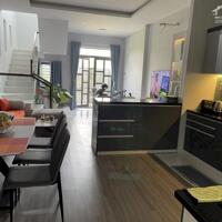 View cỡ này không mua tiếc quá ạ. Bán nhà Vĩnh Thạnh Nha Trang. Nhà xây dựng chắc chắn