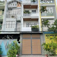 Cô Tám Bán Nhà Ngay Bạch Mã - Quận 10 Cho Thuê 26 Triệuiệu. Giá Bán 3Tỷ400/66.5M2 Gần Cư Xá Bắc Hải