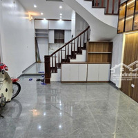 1 Căn Duy Nhất, Đống Đa, Ôtô Đỗ Cửa, Nhà 4Tầng,Diện Tích45M,Mặt Tiền4,1M, Giá Bán 15,3Tỷ.