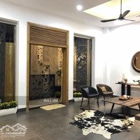 Cực Hiếm! Biệt Thự Nhỏ Xinh Giữa Lòng Phố Tây Thảo Điền, 6X20, 3 Lầu , Giá Đẹp Chỉ 25 Tỷ