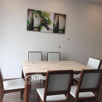 Bán Gấp Nhà Tập Thể Ngõ 120 Hoàng Quốc Việt, 70M2, 2 Ngủ, 2 Vs, Sửa Đẹp, Giá Nhỉnh 3 Tỷ, Lh Ngay