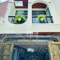 Bán Gấp Nhà Hẻm 73 Hoàng Văn Thụ, P15, Phú Nhuận, 60M2, 4 Tỷ 680 Sổ Hồng Riêng, Sẵn Hđ Thuê 18 Triệu/Th