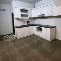 110 Triệu/ M - Nhà Đê La Thành -Ba Đình 68 M - Mặt Tiền 5M - 7,48 Tỷ - Nhà Đẹp Ở Ngay -Sổ Đỏ Chính Chủ.