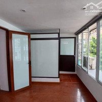 Bán Căn Hộ Tập Thể Ngõ 120 Hoàng Quốc Việt,Diện Tích70M2, 2 Ngủ, Sửa Đẹp, Giá Rẻ Chỉ Nhỉnh 3 Tỷ, Lh Ngay