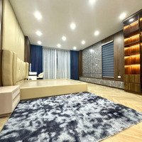 Siêu Phẩm! Phân Lô Trần Quốc Hoàn, Ô Tô Đỗ Cửa, Thang Máy, Nhà Mới, Ngõ Thông Ô Bàn Cờ, 50M2X5T