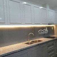 The Habitat 2 Phòng Ngủ 2 Vệ Sinhgiá Bán 2,55 Tỷ. Có Ban Công. Rộng Rãi Thoáng Mát