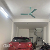 Cực Hiếm.42M2 Nhà 5 Tầng , Kinh Doanh , Vỉa Hè . Oto Tránh Tại Thụy Phương. Giá Bán 9.9 Tỷ