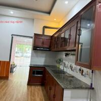 Bán nhà 3 tầng phường Trưng Trắc, TP Phúc Yên, Vĩnh Phúc. Mặt phố kinh doanh. Cách quảng trường 90m.
