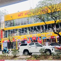 Bán Nhà Mặt Phố Cầu Giấy - 210M2 - Mặt Tiền 8M - Vỉa Hè Rộng - Sổ Nở Hậu