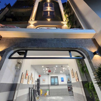 Chdv Dòng Tiền 7% Năm - Ngay Vạn Hạnh Mall Q10 - 74M2, 6 Tầng, 12 Chdv Full Nội Thất - Chỉ 17,7 Tỷ