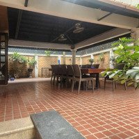 Chủ Cần Bán Gấp Biệt Thự Phân Lô 4 Nổi 1 Hầm Phố Dịch Vọng- Cầu Giấy, Giá Cực Rẻ.