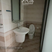 Cho Thuê Liền Kề Kđt Yên Hoà. 100M2 , 4.5 Tầng, Cách Đường Trần Kim Xuyến 70M. 0971,,342965