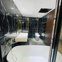 Cho Thuê Nhà Mặt Phố Nguyễn Khuyến Hà Đông.diện Tích90M,Mặt Tiền5M. Giá Thoả Thuận. Liên Hệ: 0902600298