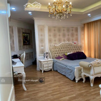 Hoàng 3333 Giá Thật. Bán Ch 116M2, 3 Phòng Ngủ 2 Vệ Sinh Tại N04 Trần Duy Hưng, Tầng Trung Mát Mẻ, Full Đồ, Sđ