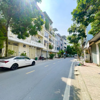 Phân Lô, Ô Tô Tránh, Mặt Phố Thượng Thanh,Diện Tích122 M, 6 T,Mặt Tiền7 M, Giá Bán 21 Tỷ 4, Gara, Kd Sầm Uất