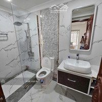 Bán Nhà Quận 8 Mặt Tiền Đường 30M 92,5M2 Thang Máy Ngang Khủng 5M Dòng Tiền 40 Triệu/ Tháng Nhỉnh 17 Ty