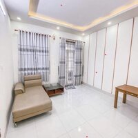 CHO THUÊ NHÀ 2 LẦU NỘI THẤT ĐƯỜNG TRẦN MINH SƠN KDC ĐH Y DƯỢC CẦN THƠ